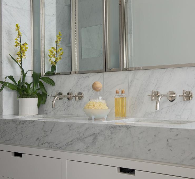 Marble Countertop Ideas for Bathrooms